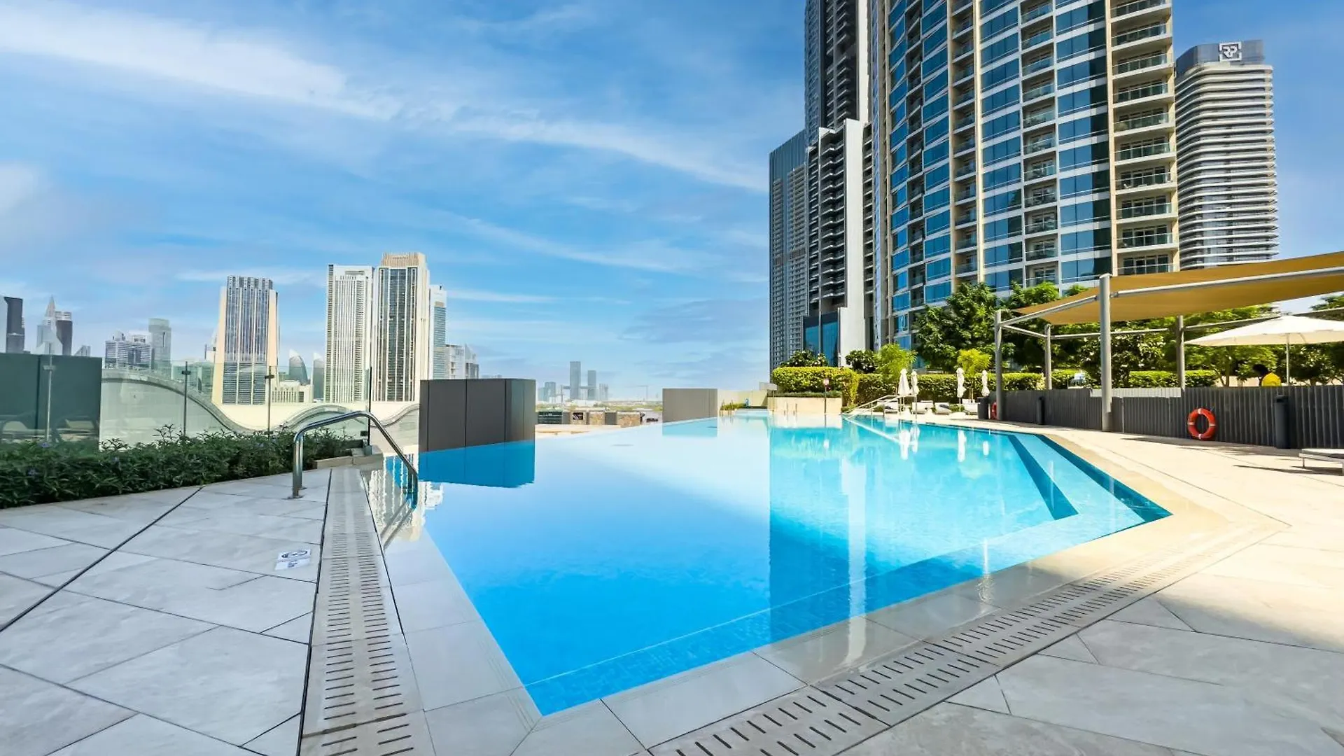 New! Ps5! Burj Khalifa View & Infinity Pool Apartment Dubai United Arab Emirates