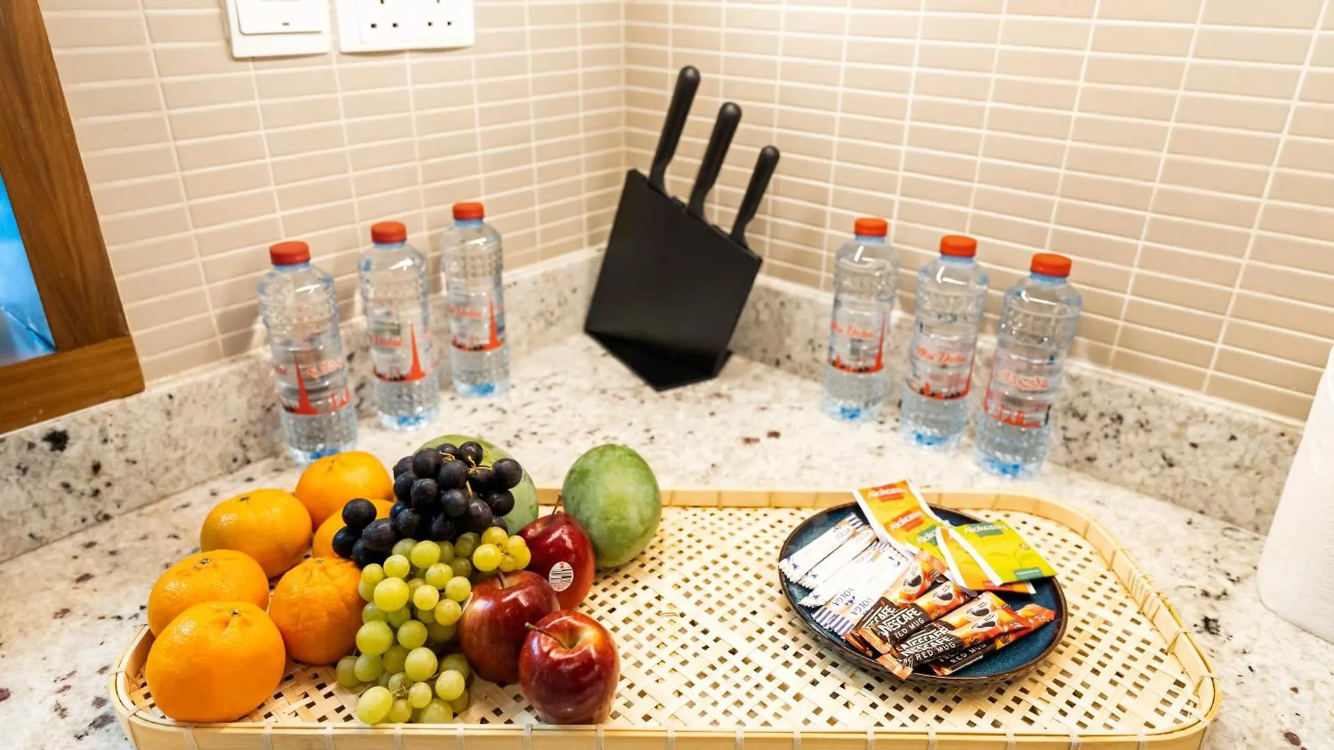 New! Ps5! Burj Khalifa View & Infinity Pool Apartment Dubai 0*,