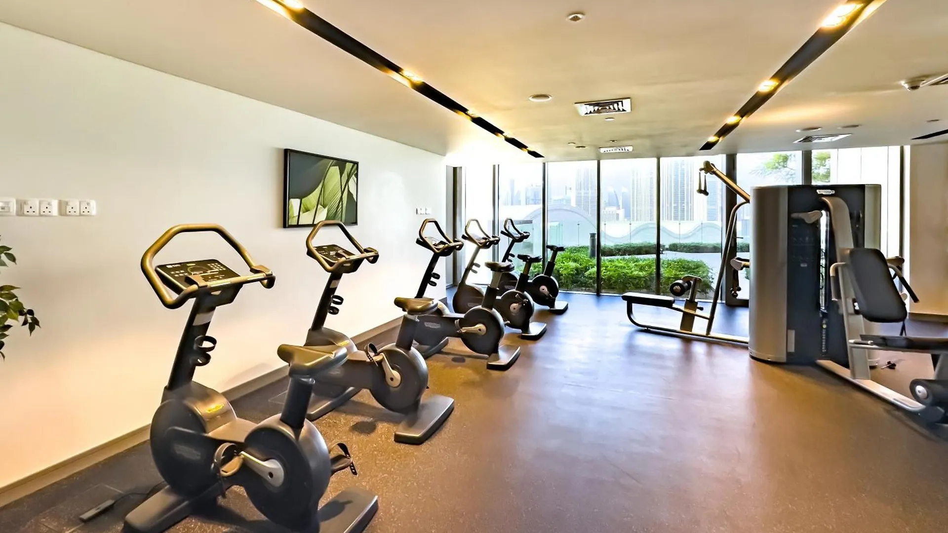 New! Ps5! Burj Khalifa View & Infinity Pool Apartment Dubai 0*,