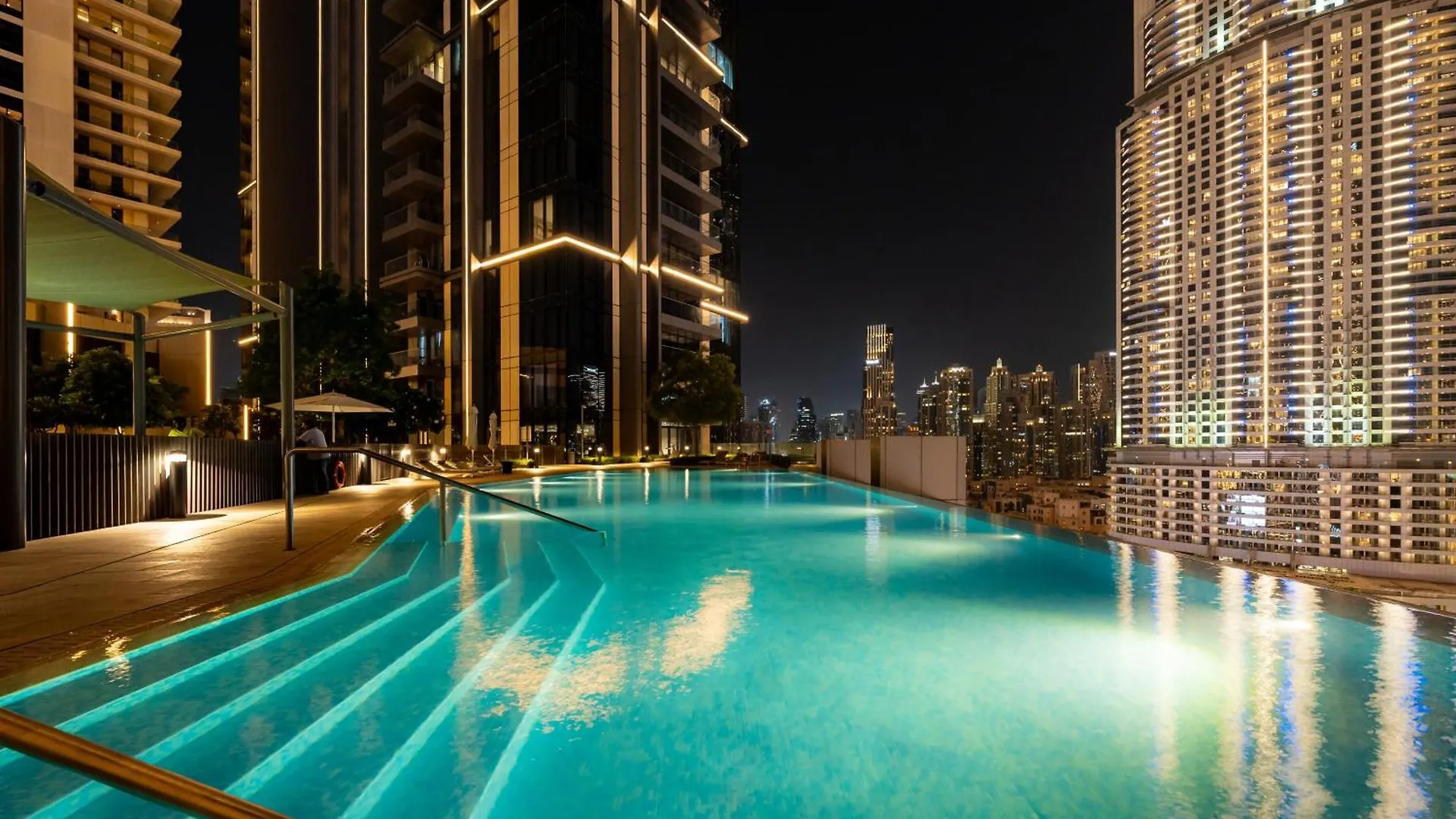 New! Ps5! Burj Khalifa View & Infinity Pool Apartment Dubai United Arab Emirates