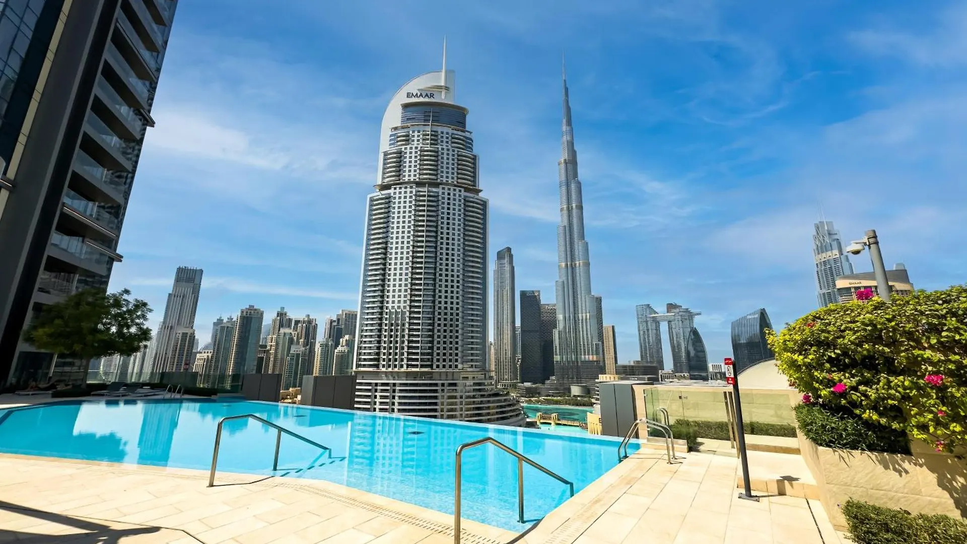 New! Ps5! Burj Khalifa View & Infinity Pool Apartment Dubai 0*,  United Arab Emirates