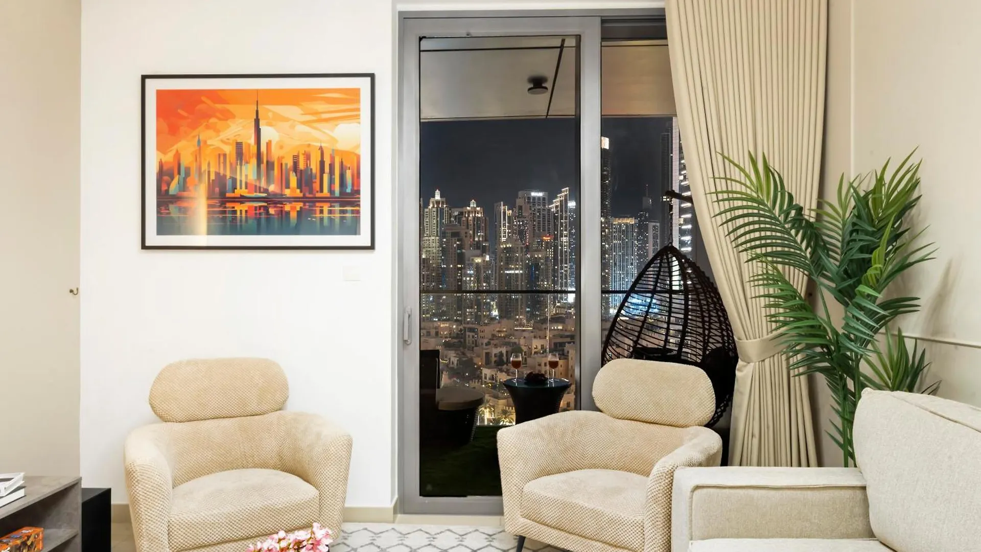 New! Ps5! Burj Khalifa View & Infinity Pool Apartment Dubai